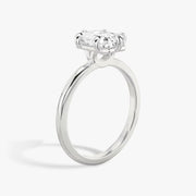 Emerald Cut - Plain Band - 6 Prong Classic Ring - 18 K Gold